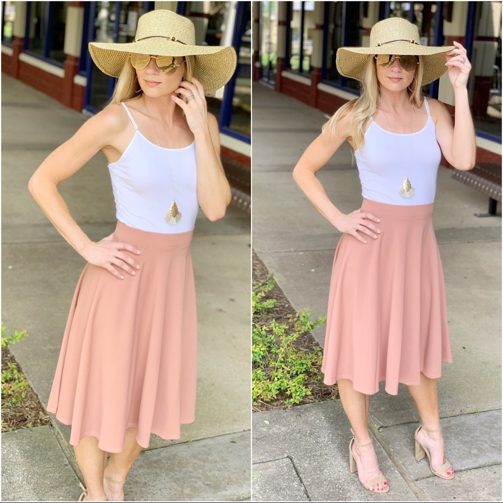 ✨RESTOCKED✨Blush midi skirt